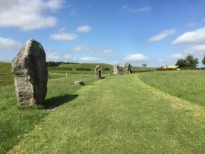 stonehenge-adventure-avebury-stone-circles-1