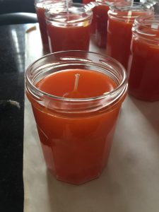 handmade-pumpkin-spice-scented-candles-1